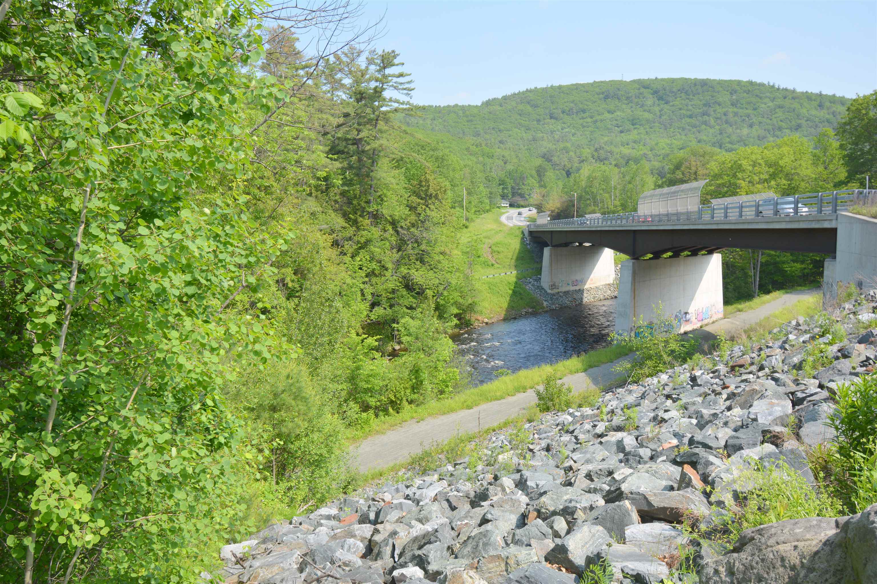 503 Dartmouth College Highway