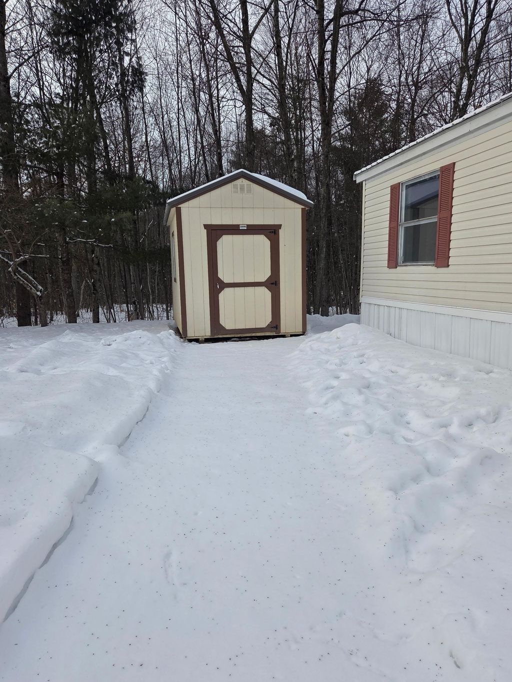 Photo of 162 Pebblewood Drive, Charlestown, NH 03603 (MLS # 5076007)