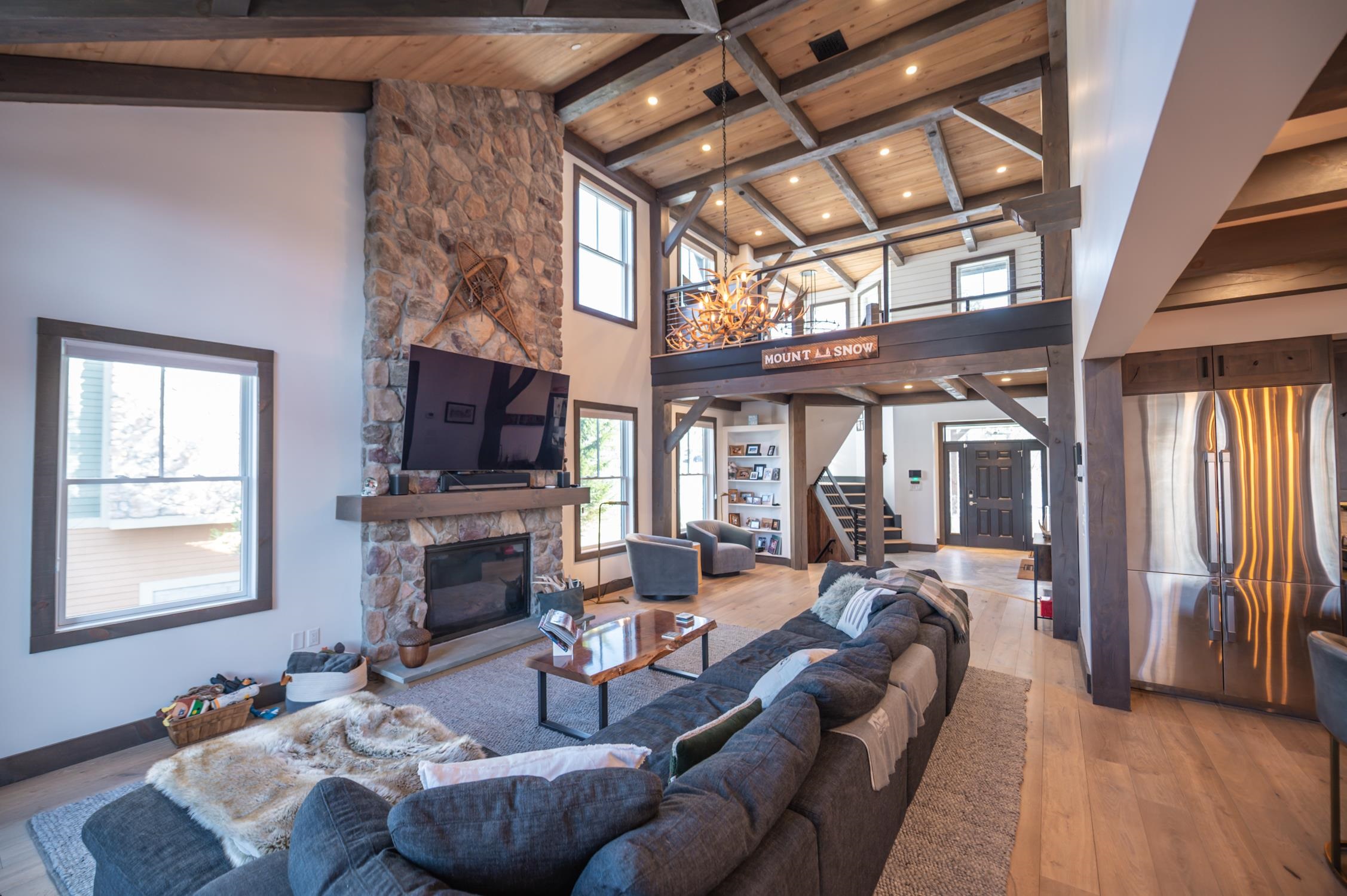 19B Boulder Ridge Drive 19B