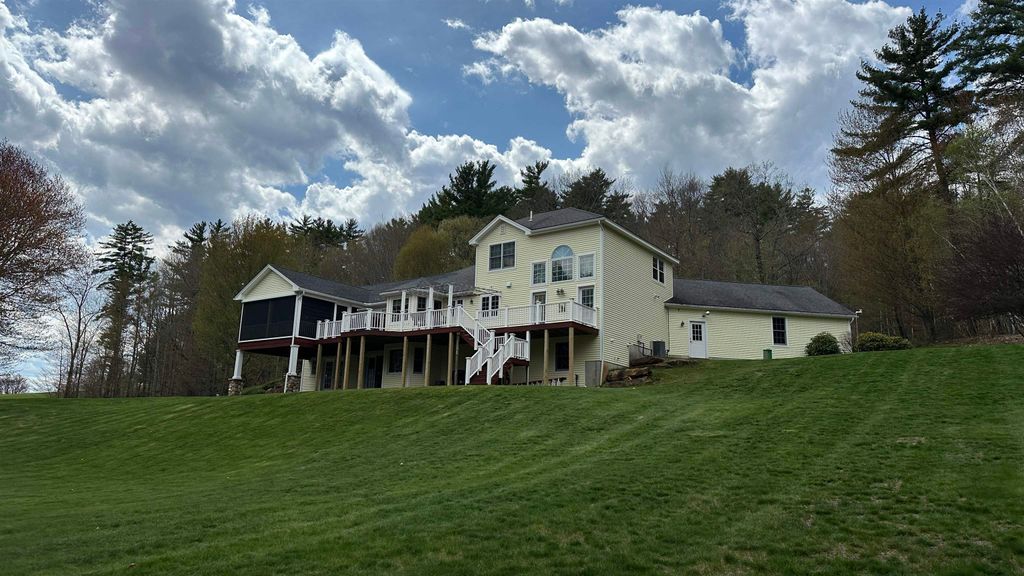 Photo of 11 West Road, Canterbury, NH 03224 (MLS # 5087123)