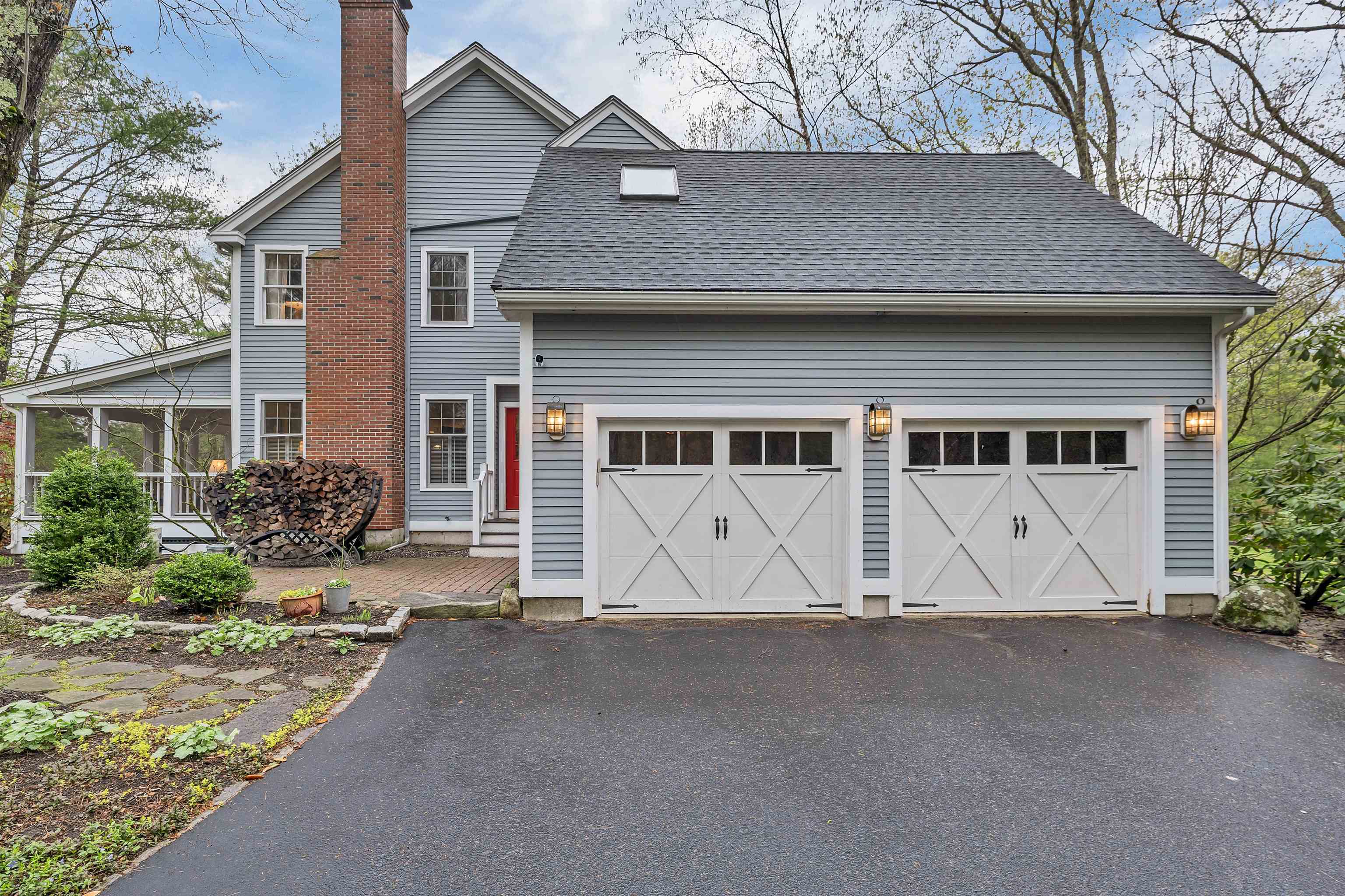 3 Bassett Lane