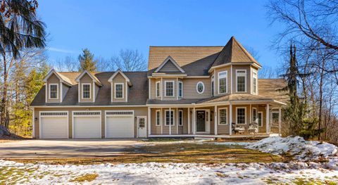 Photo of 8 Louis Drive, Brookline, NH 03033 (MLS # 5074531)