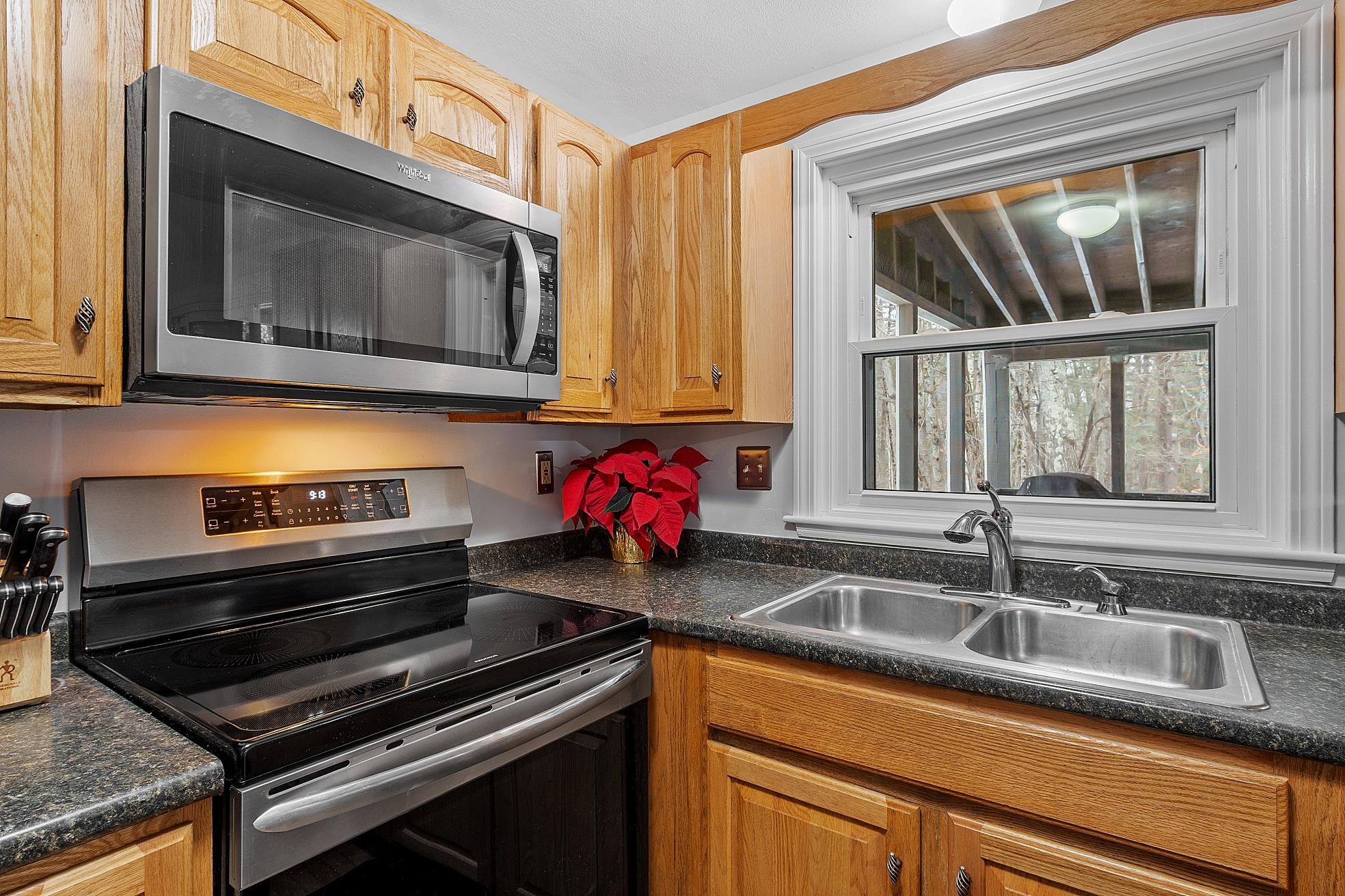 8 Blueberry Road U: R