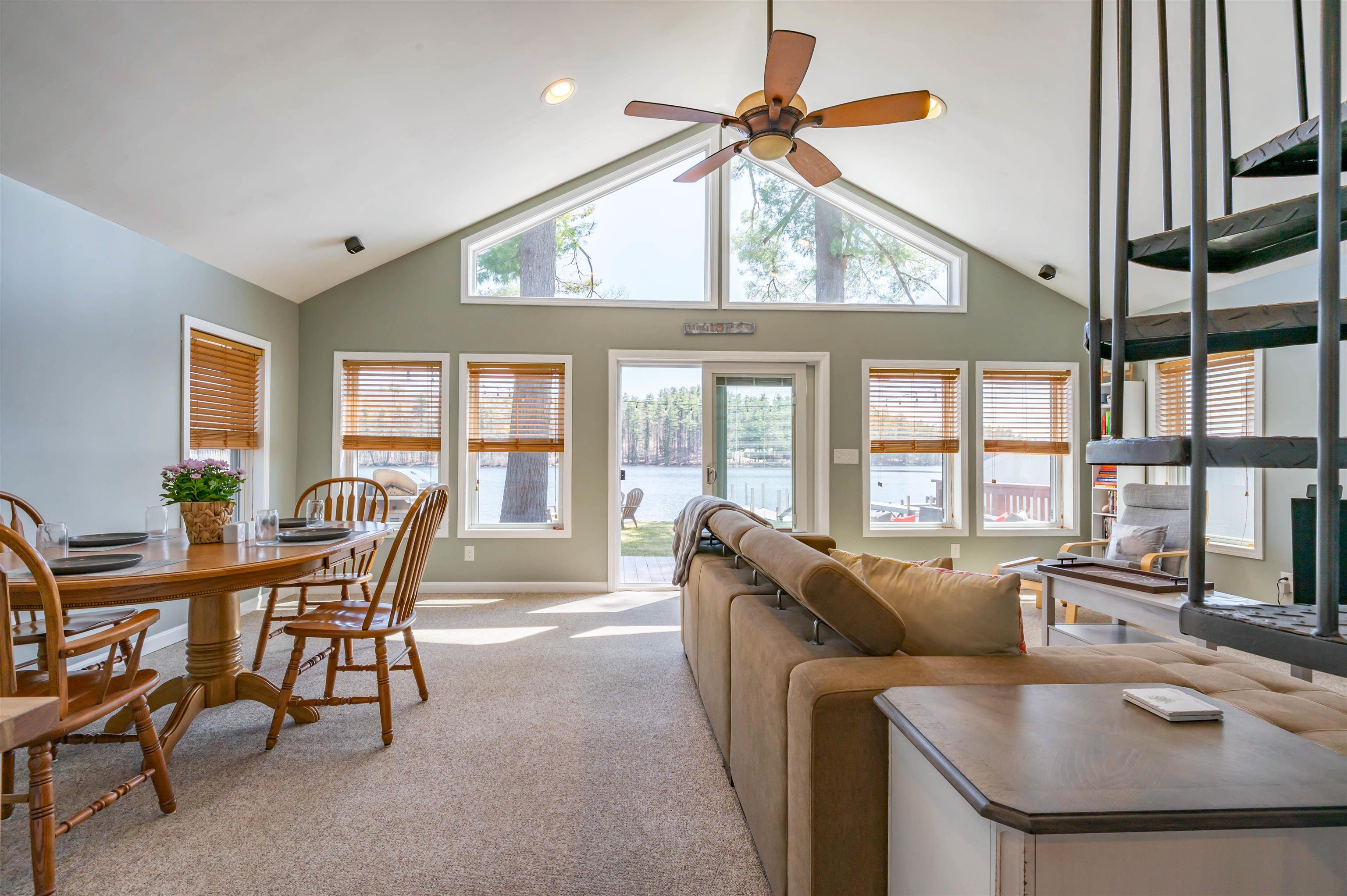 1011 Collettes Grove Road