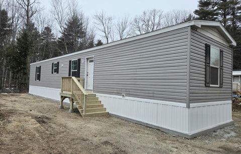 27 Martin Road Deering NH 03244