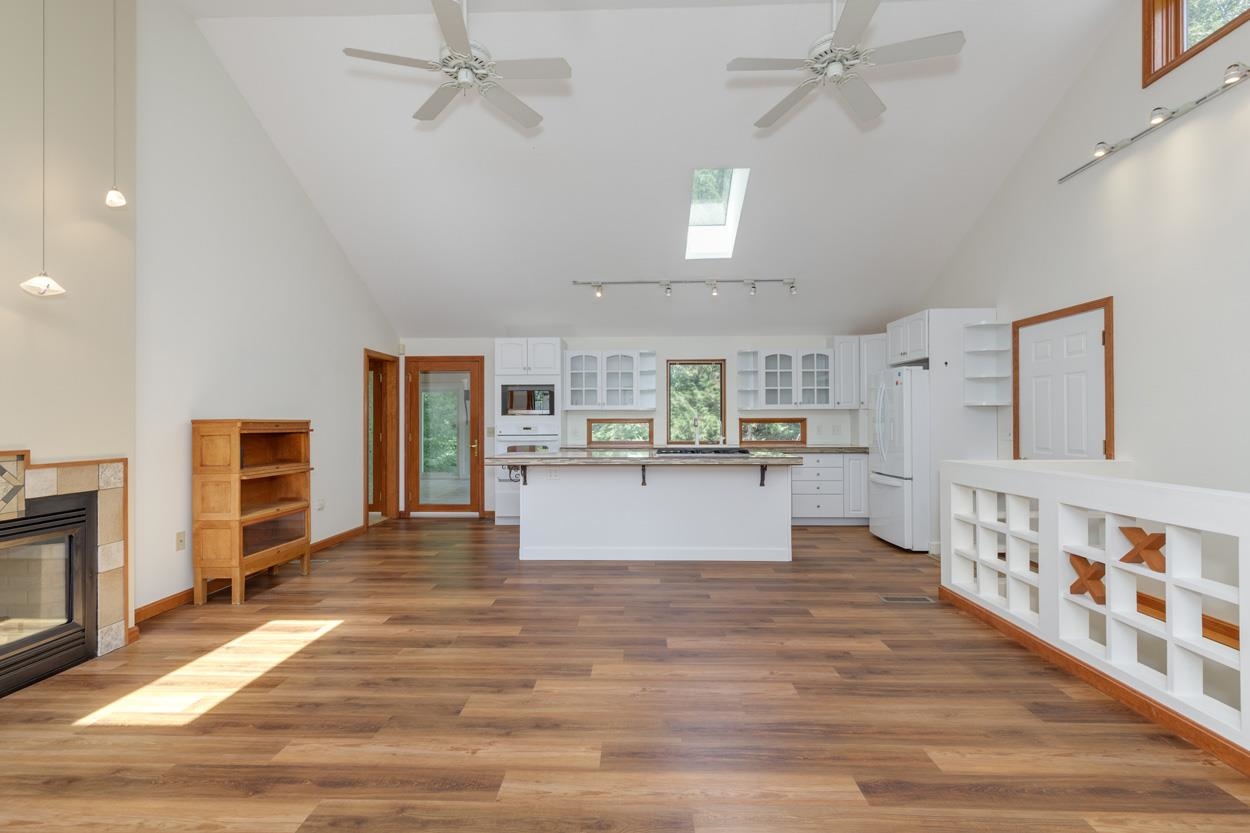 19 Hoit Road