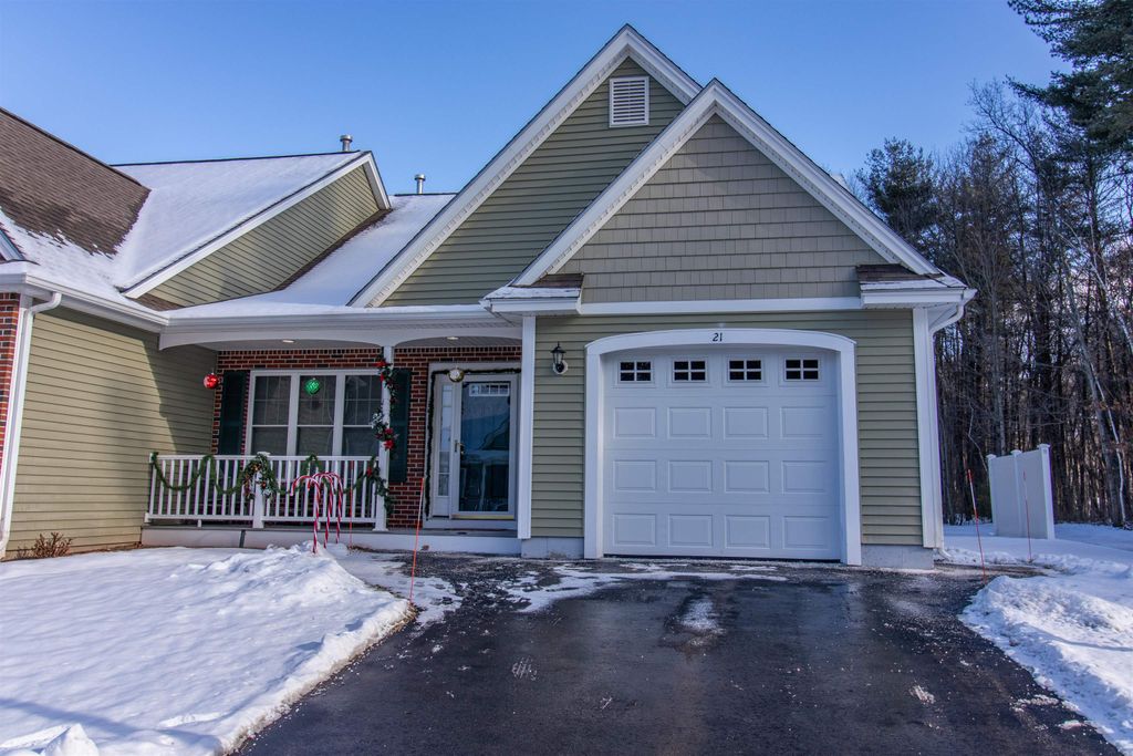 Photo of 21 Oblate Drive, Hudson, NH 03051 (MLS # 5078670)