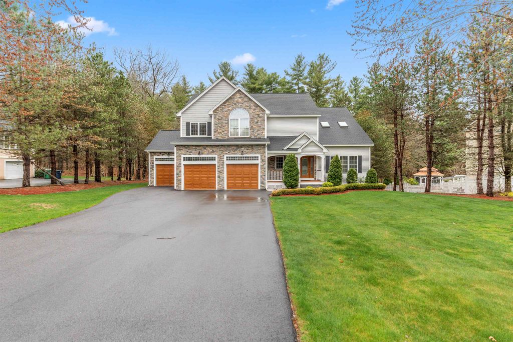 Photo of 6 Tanglewood Drive, Nashua, NH 03062 (MLS # 5063878)
