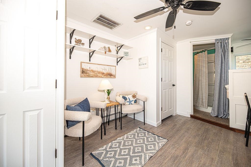 541 Ocean Boulevard 6