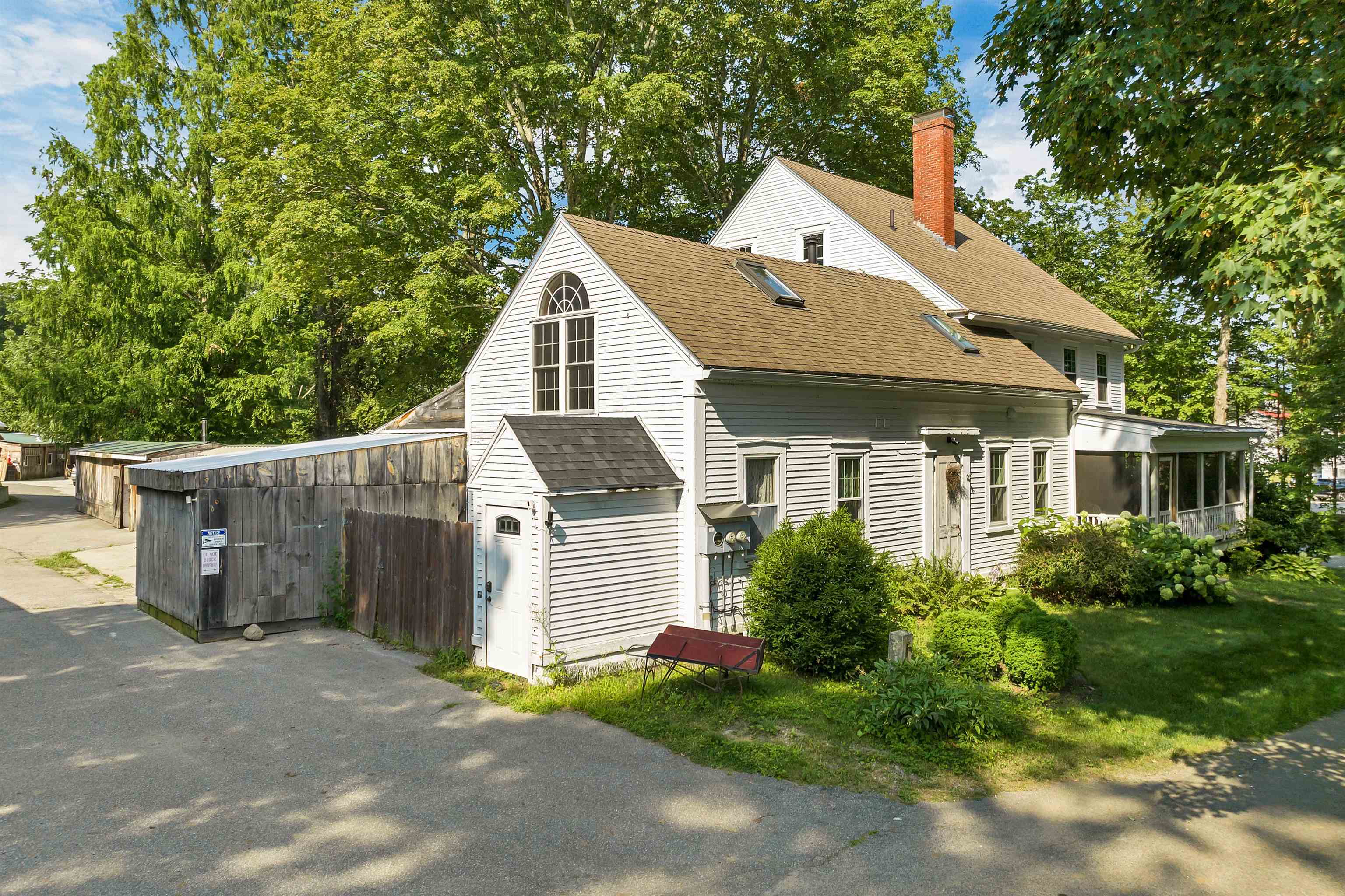 288 N. River Road