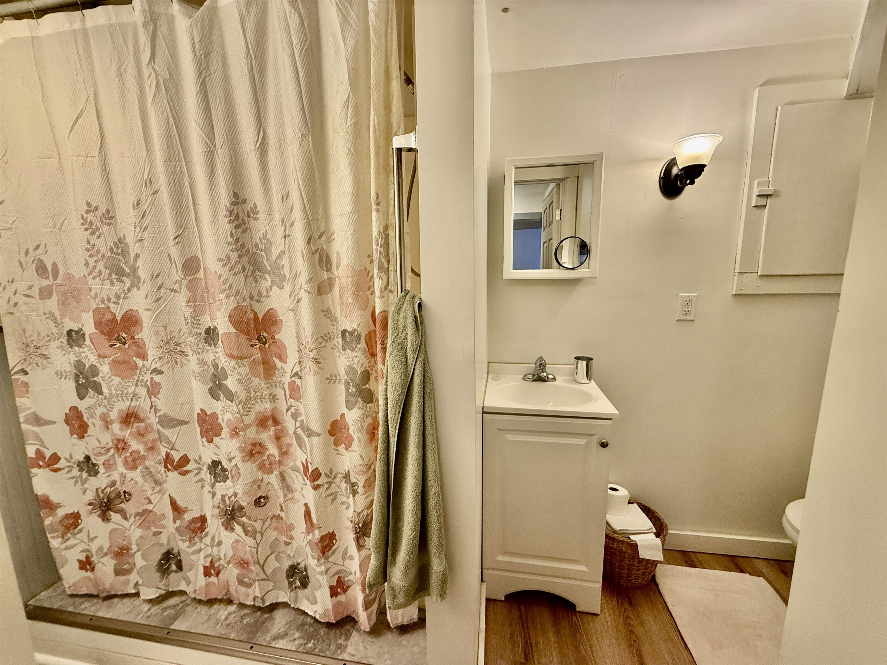 59 & 78 Railroad Street