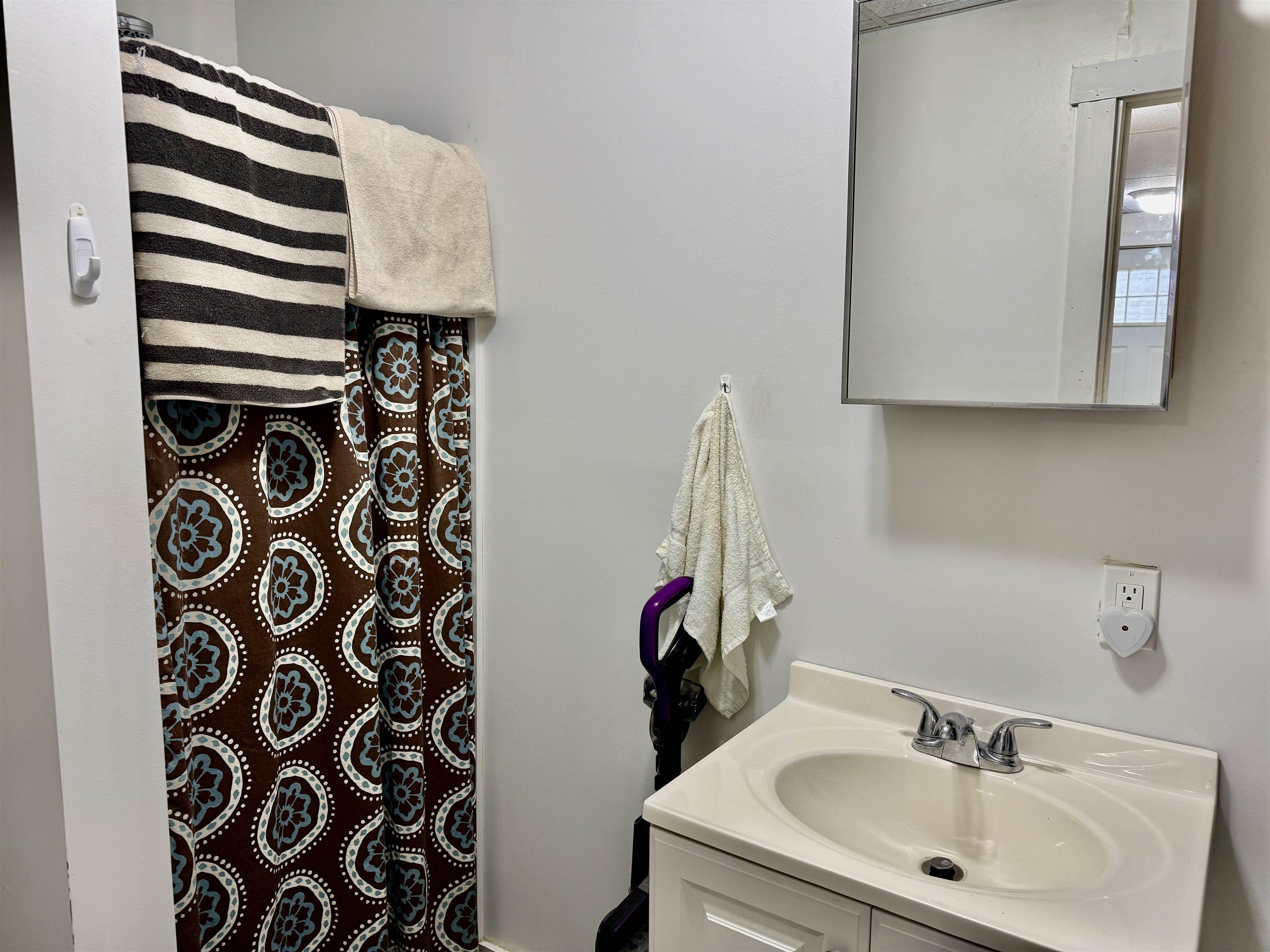 59 & 78 Railroad Street