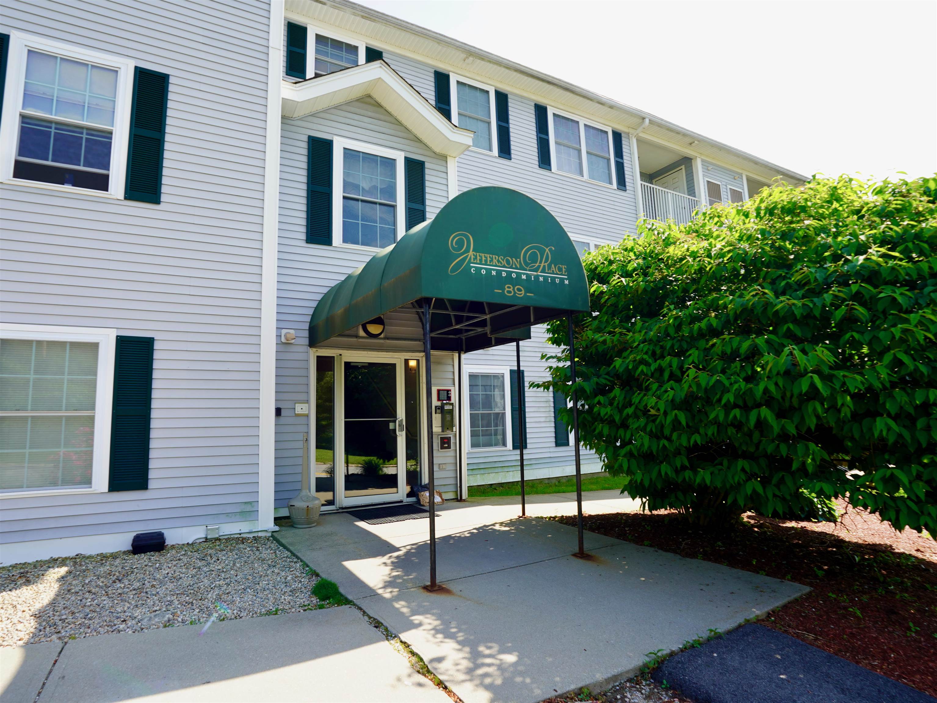 89 Eastern Avenue 306