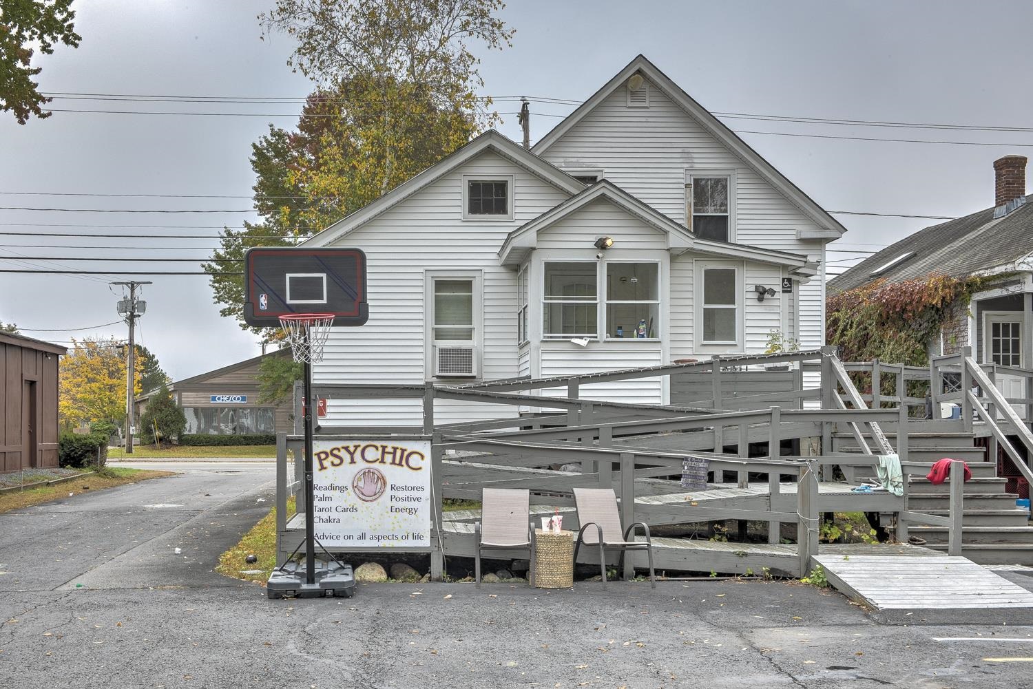 423 Winchester Street