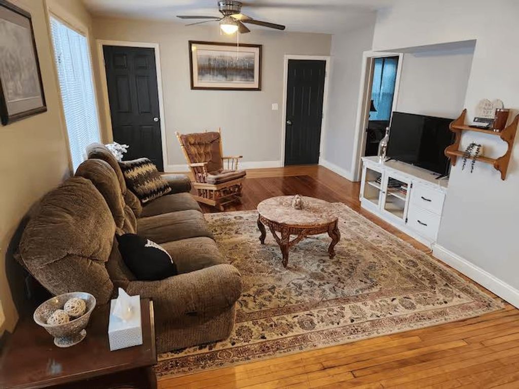 Photo of 661 Hevey Street #Second Floor, Manchester, NH 03102 (MLS # 5071725)