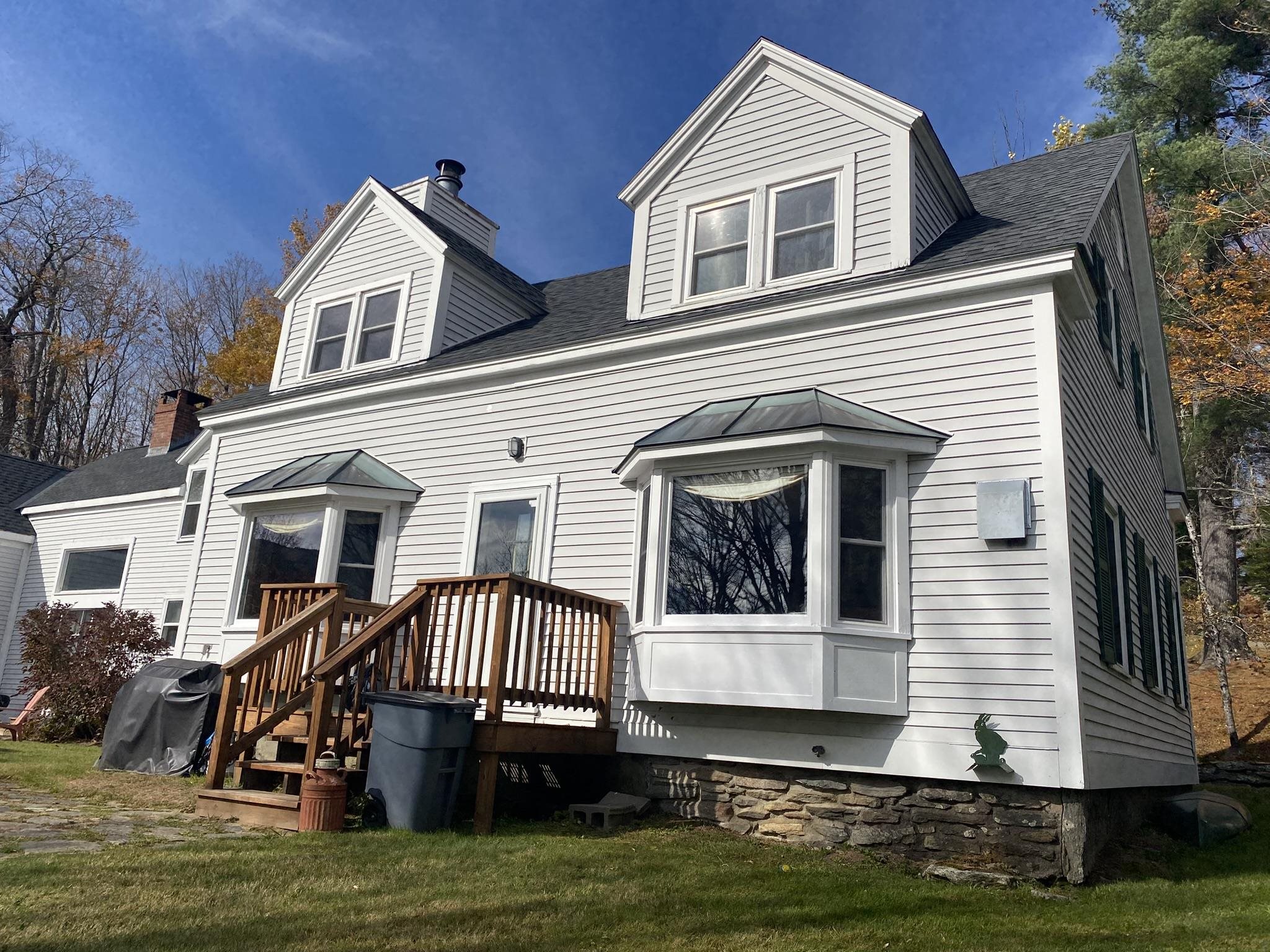 25 Upper Handle Road A