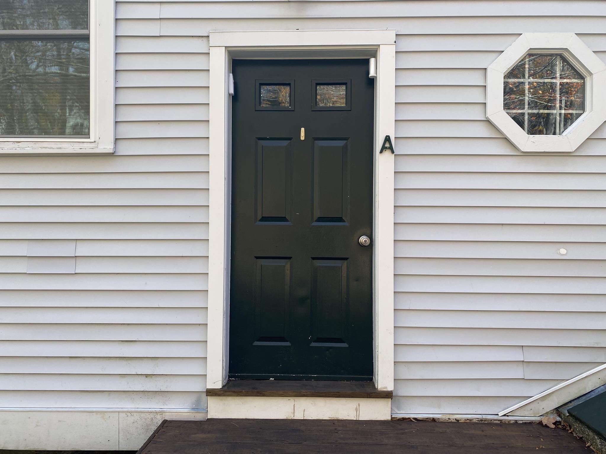 25 Upper Handle Road A