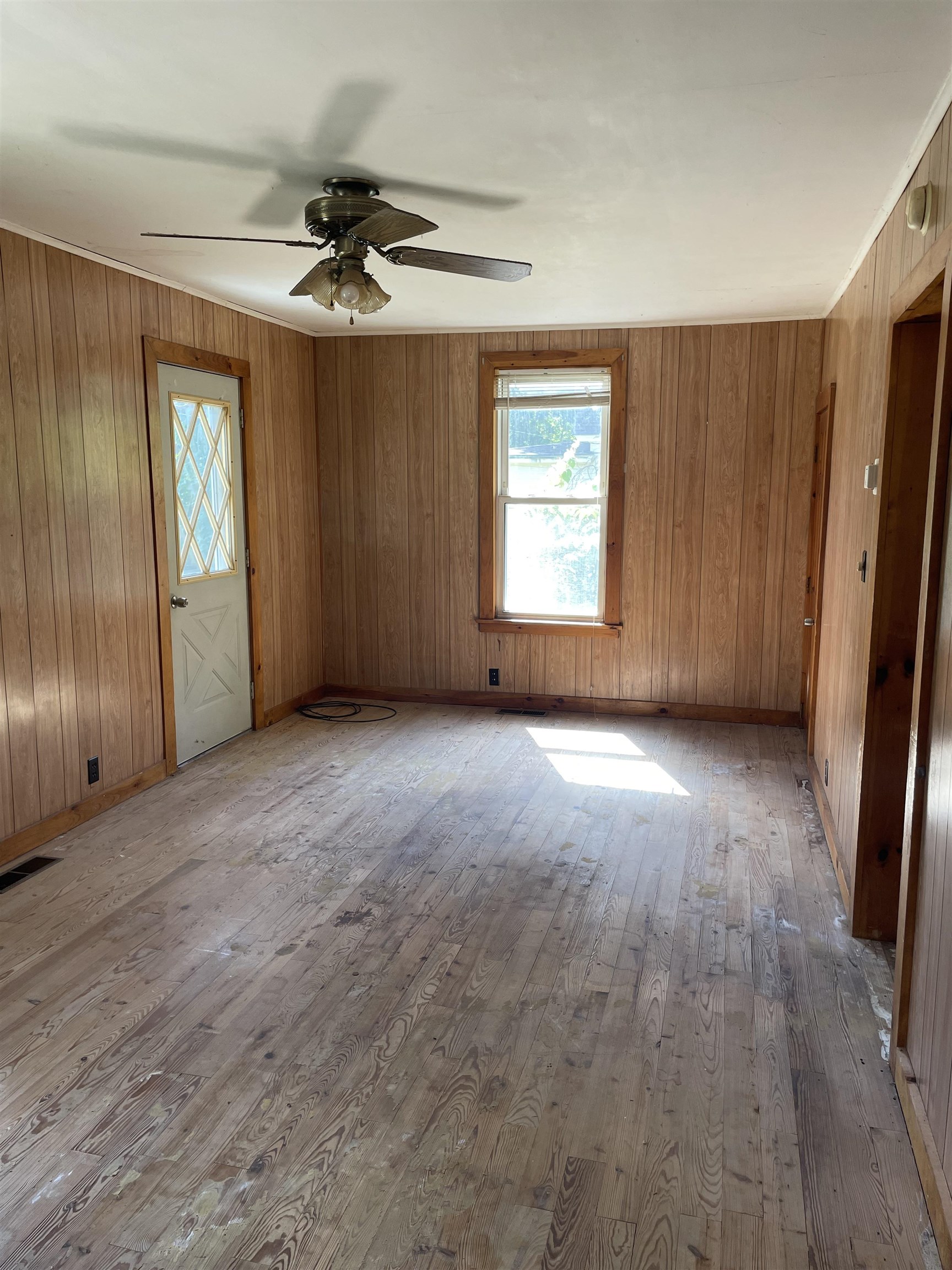 14 River Road