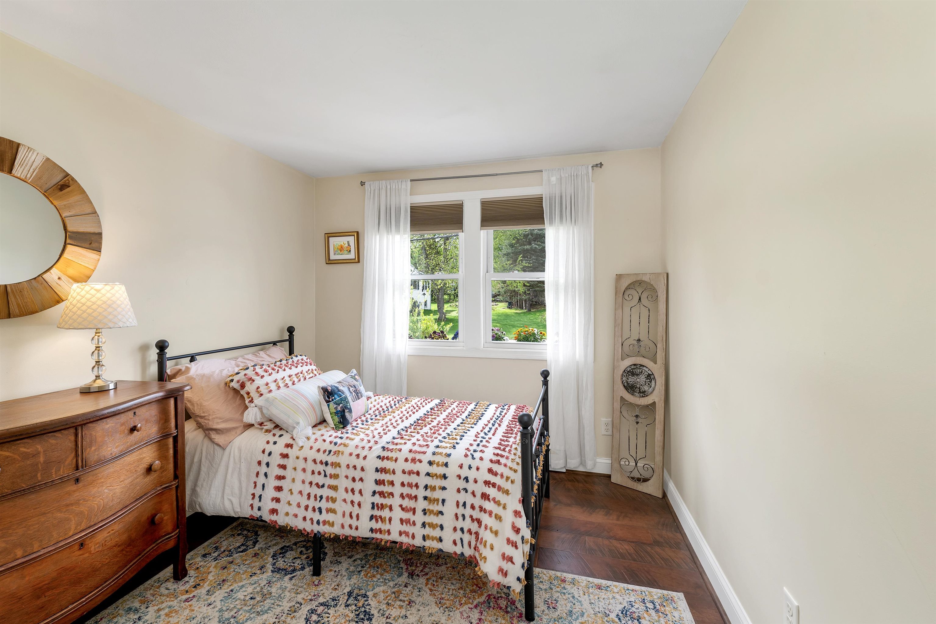 Milford, New Hampshire 03055, United States, 3 Bedrooms Bedrooms, ,1 BathroomBathrooms,Residential,Pending,130627