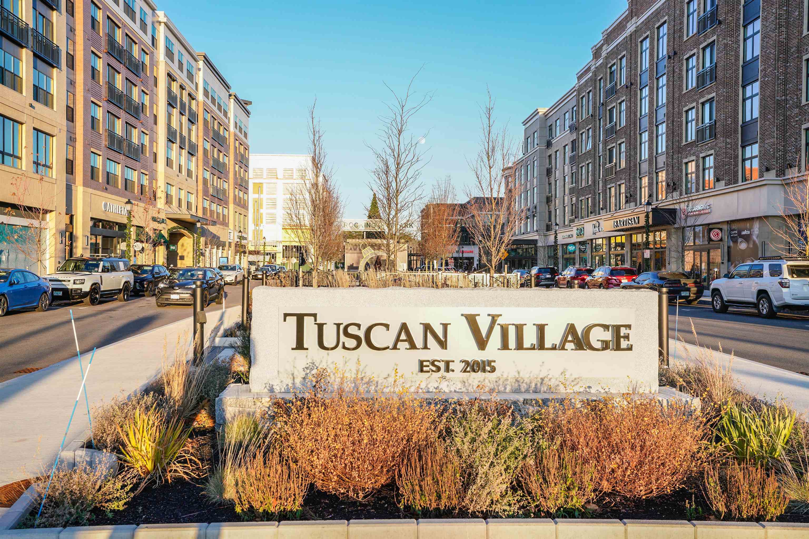 18 ARTISAN Drive 419