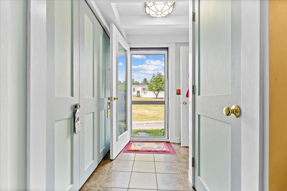 Lyndon, Vermont 05851, United States, 3 Bedrooms Bedrooms, ,2 BathroomsBathrooms,Residential,Active,132238