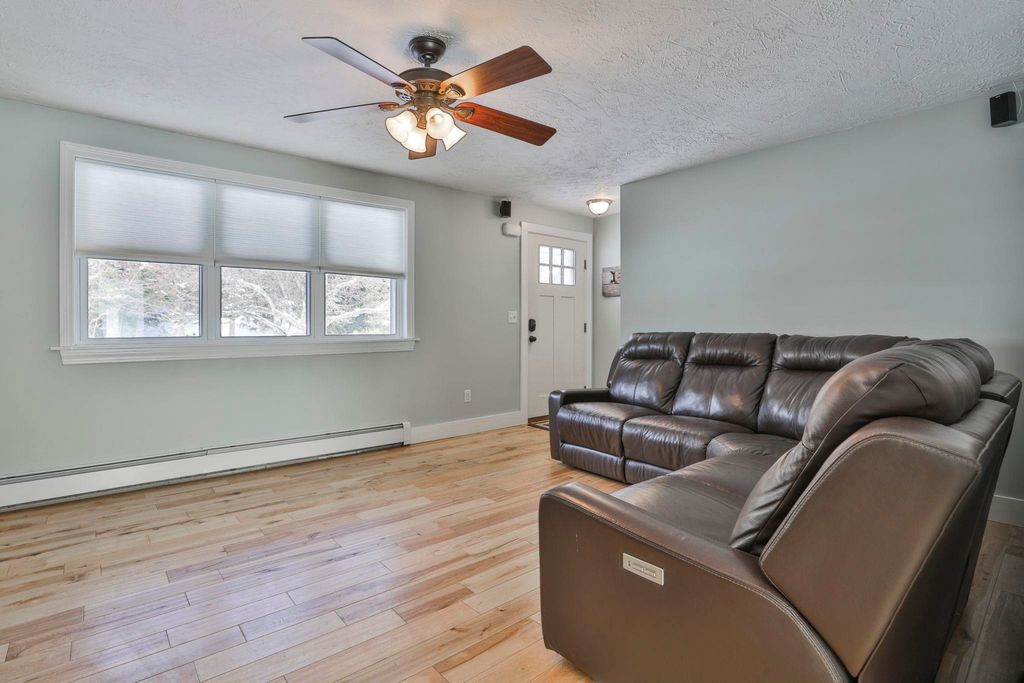 Photo of 113 woodland Avenue, Gilford, NH 03249 (MLS # 5075919)