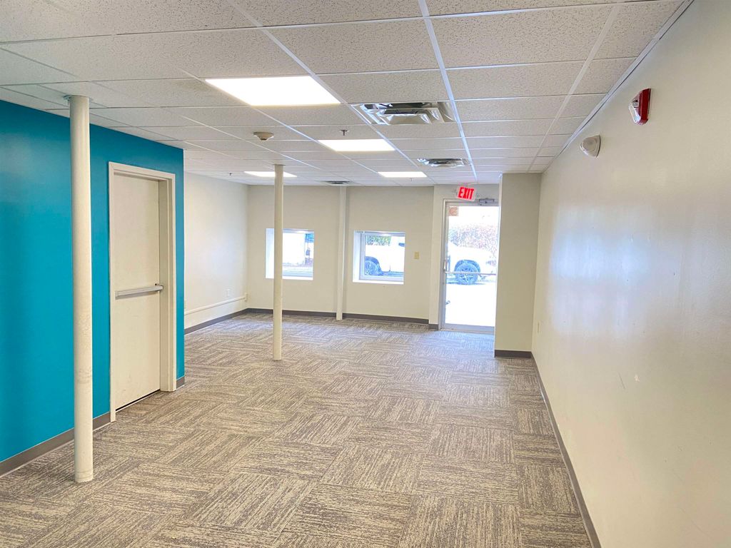 Photo of 101 Manchester Street, Manchester, NH 03101 (MLS # 5069380)