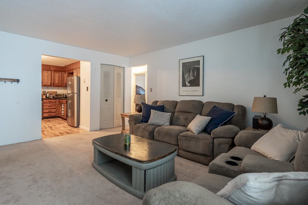 Photo of 19 Country Club Drive #39, Manchester, NH 03102 (MLS # 5077430)