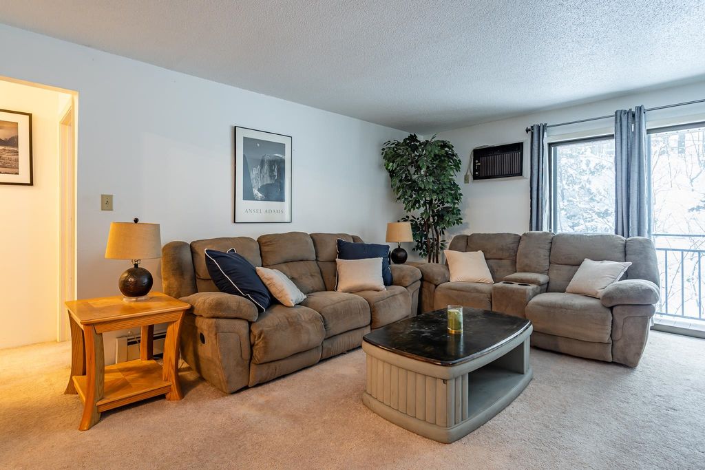 Photo of 19 Country Club Drive #39, Manchester, NH 03102 (MLS # 5077430)