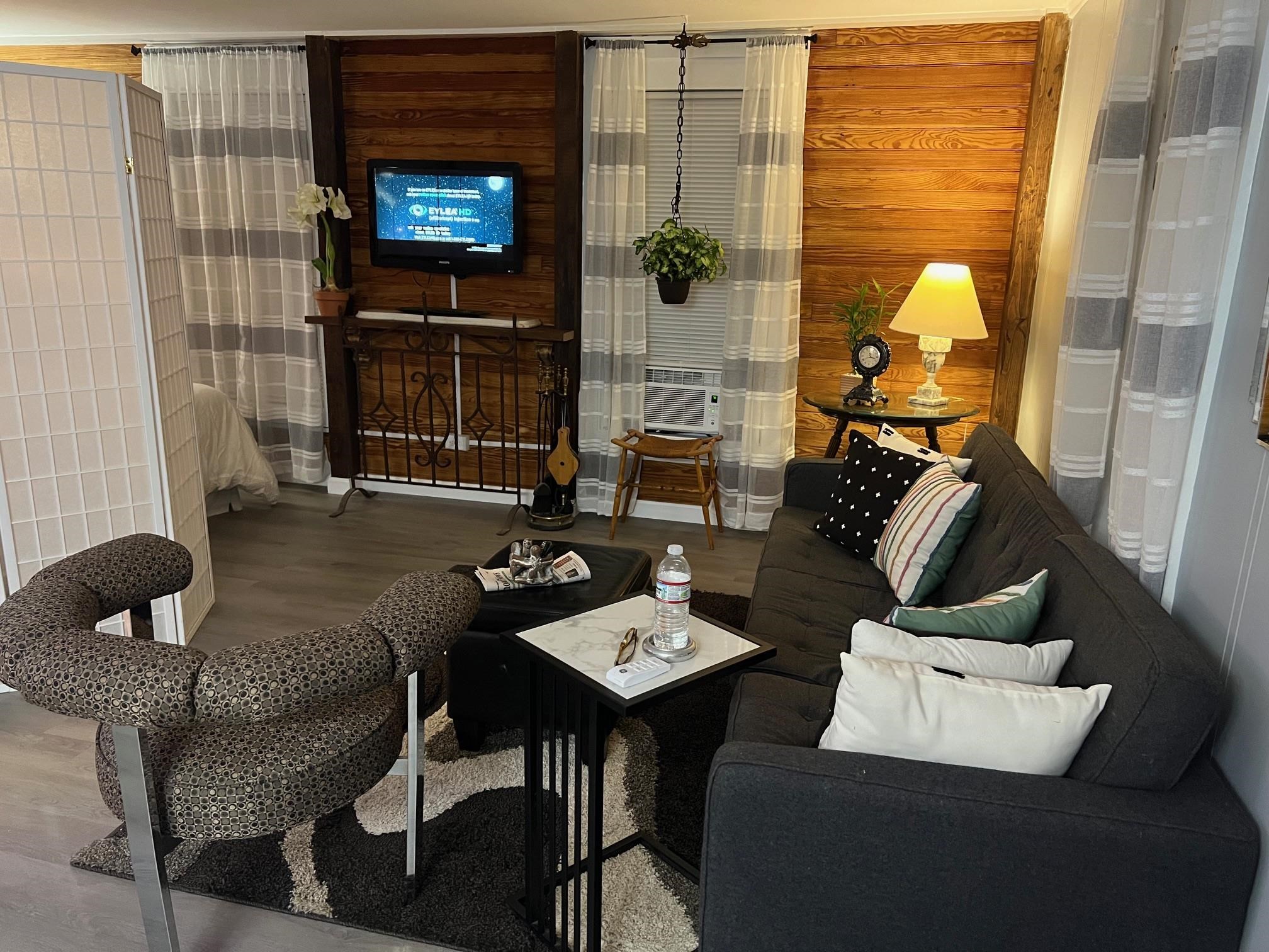 Manchester, New Hampshire 03104, United States, 1 Bedroom Bedrooms, ,1 BathroomBathrooms,Residential,Active,119416