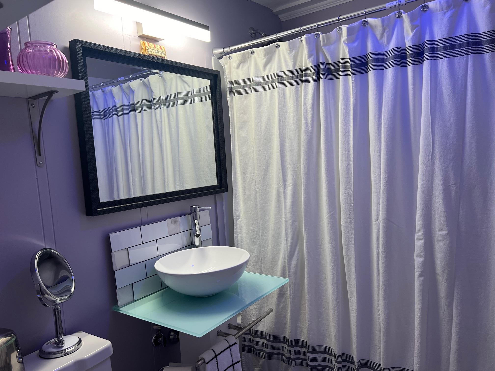 Manchester, New Hampshire 03104, United States, 1 Bedroom Bedrooms, ,1 BathroomBathrooms,Residential,Active,119416