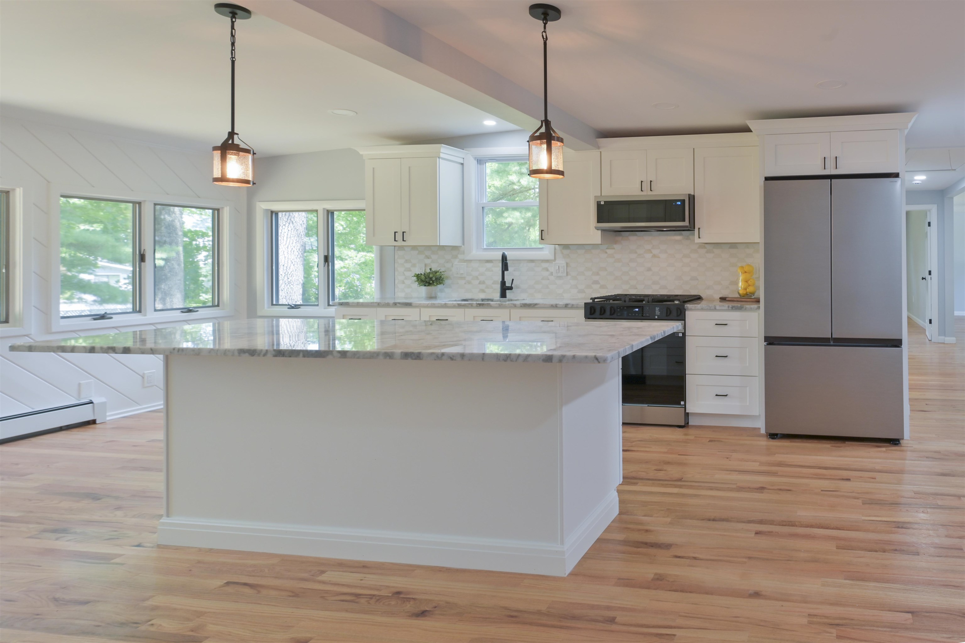 11 Cottonwood Drive