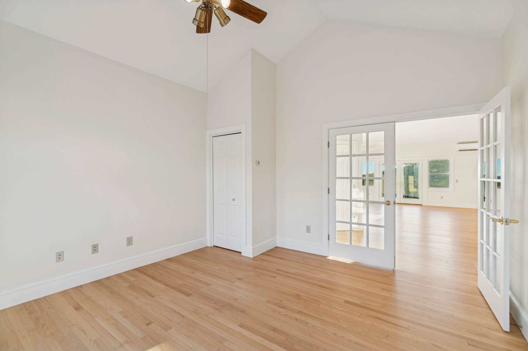 Lebanon, New Hampshire 03766, United States, 3 Bedrooms Bedrooms, ,3 BathroomsBathrooms,Residential,Active,227159