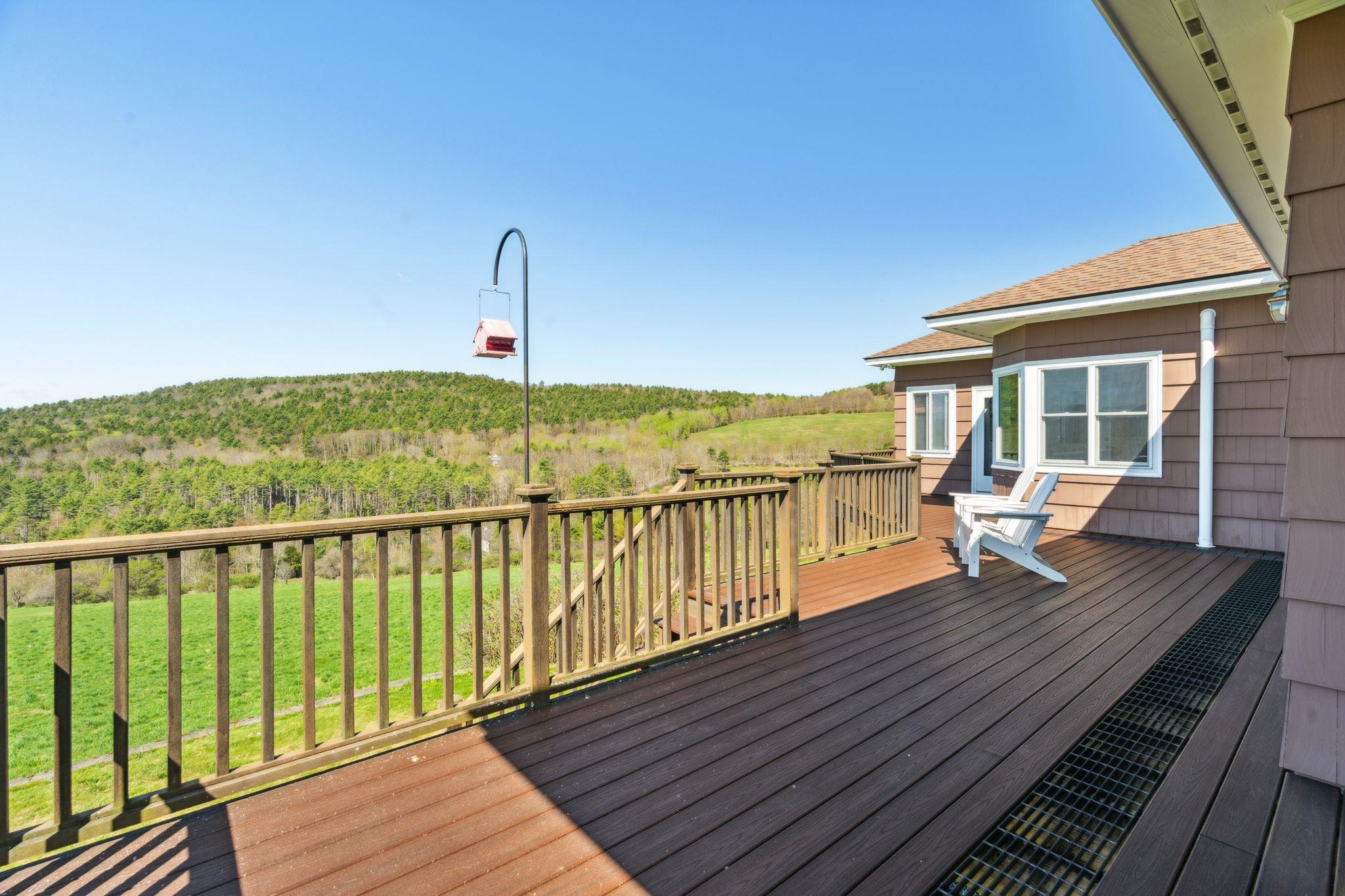 Lebanon, New Hampshire 03766, United States, 3 Bedrooms Bedrooms, ,3 BathroomsBathrooms,Residential,Active,227159