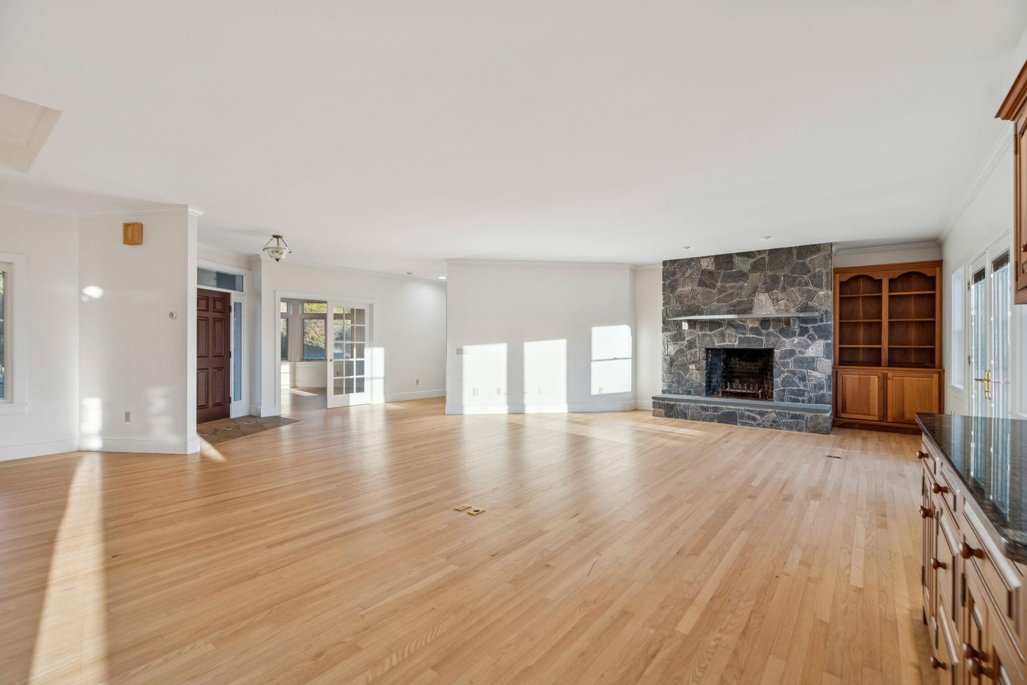 Lebanon, New Hampshire 03766, United States, 3 Bedrooms Bedrooms, ,3 BathroomsBathrooms,Residential,Active,227159