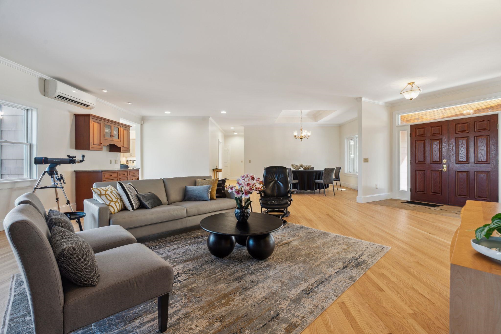 Lebanon, New Hampshire 03766, United States, 3 Bedrooms Bedrooms, ,3 BathroomsBathrooms,Residential,Active,227159