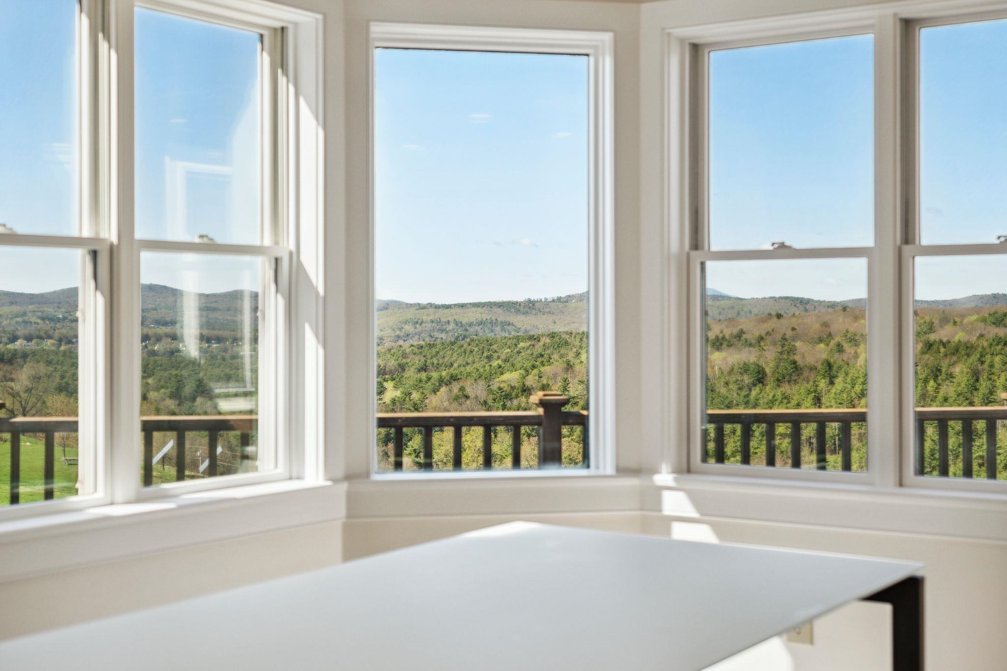 Lebanon, New Hampshire 03766, United States, 3 Bedrooms Bedrooms, ,3 BathroomsBathrooms,Residential,Active,227159