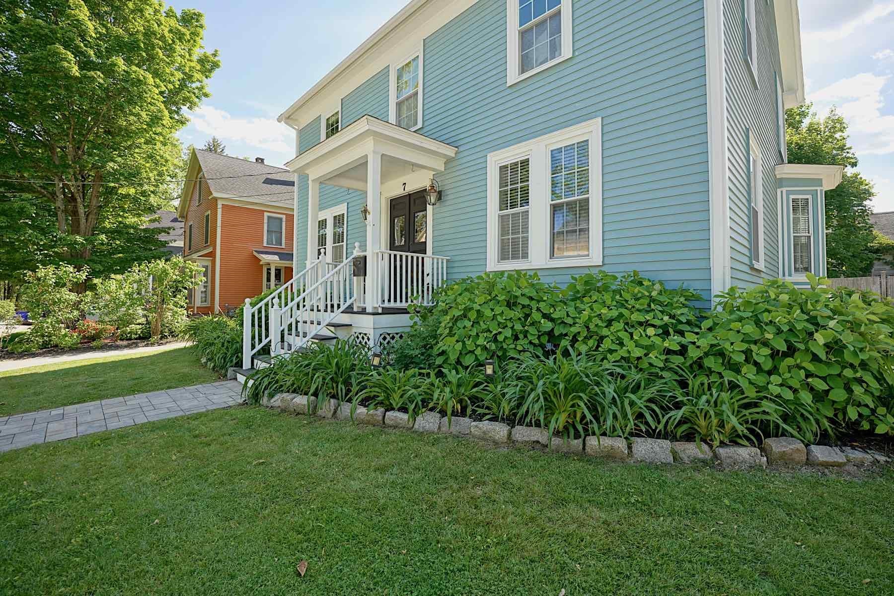 7 Ash Street