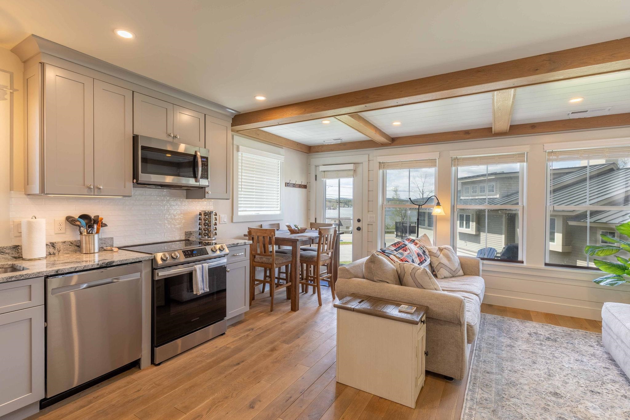 109 Weirs Boulevard 6