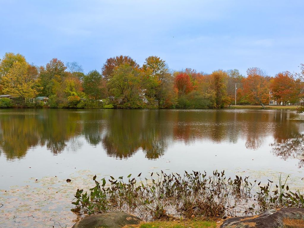 Photo of 290 Calef Highway #B21, Epping, NH 03042 (MLS # 5074747)