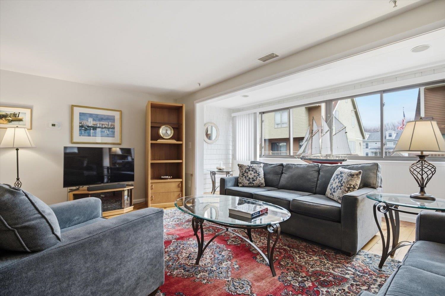 989 Ocean Boulevard 8