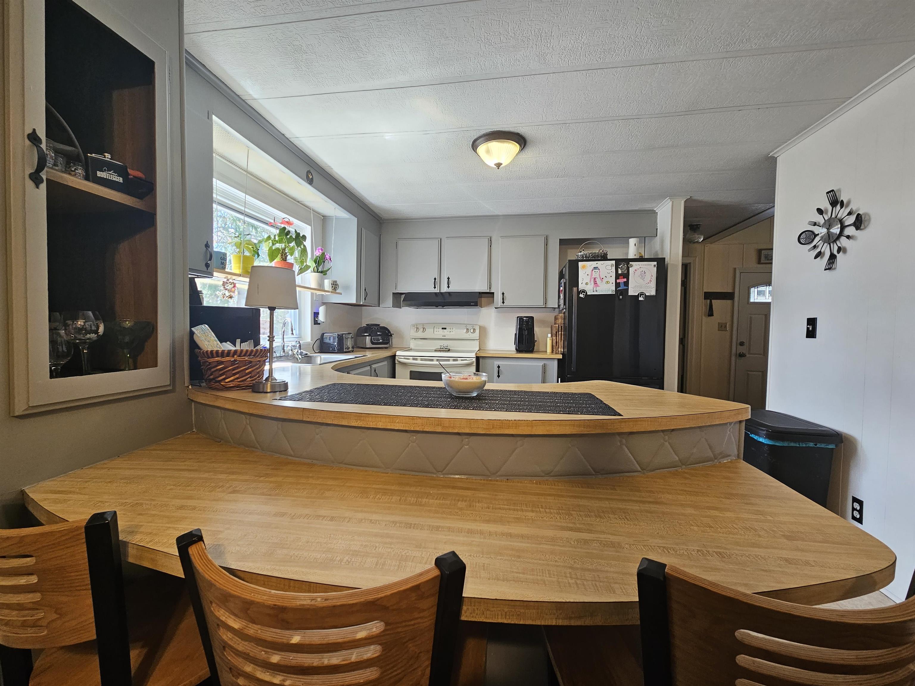 46 River Ledge Drive