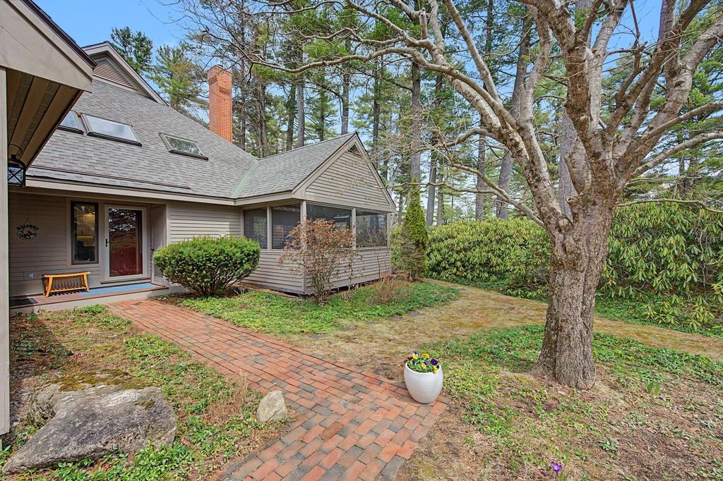 Photo of 28 The Seasons, New London, NH 03257 (MLS # 5083931)