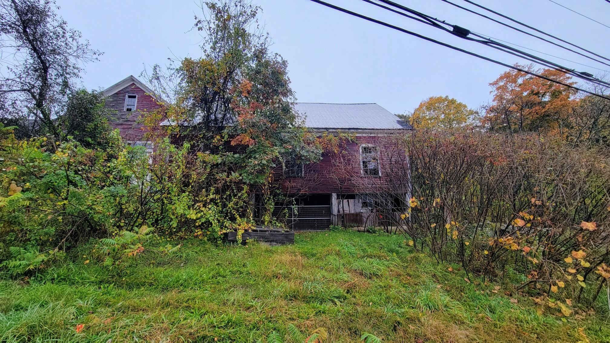 Weare, New Hampshire 03281, United States, 5 Bedrooms Bedrooms, ,3 BathroomsBathrooms,Residential,Active,226816