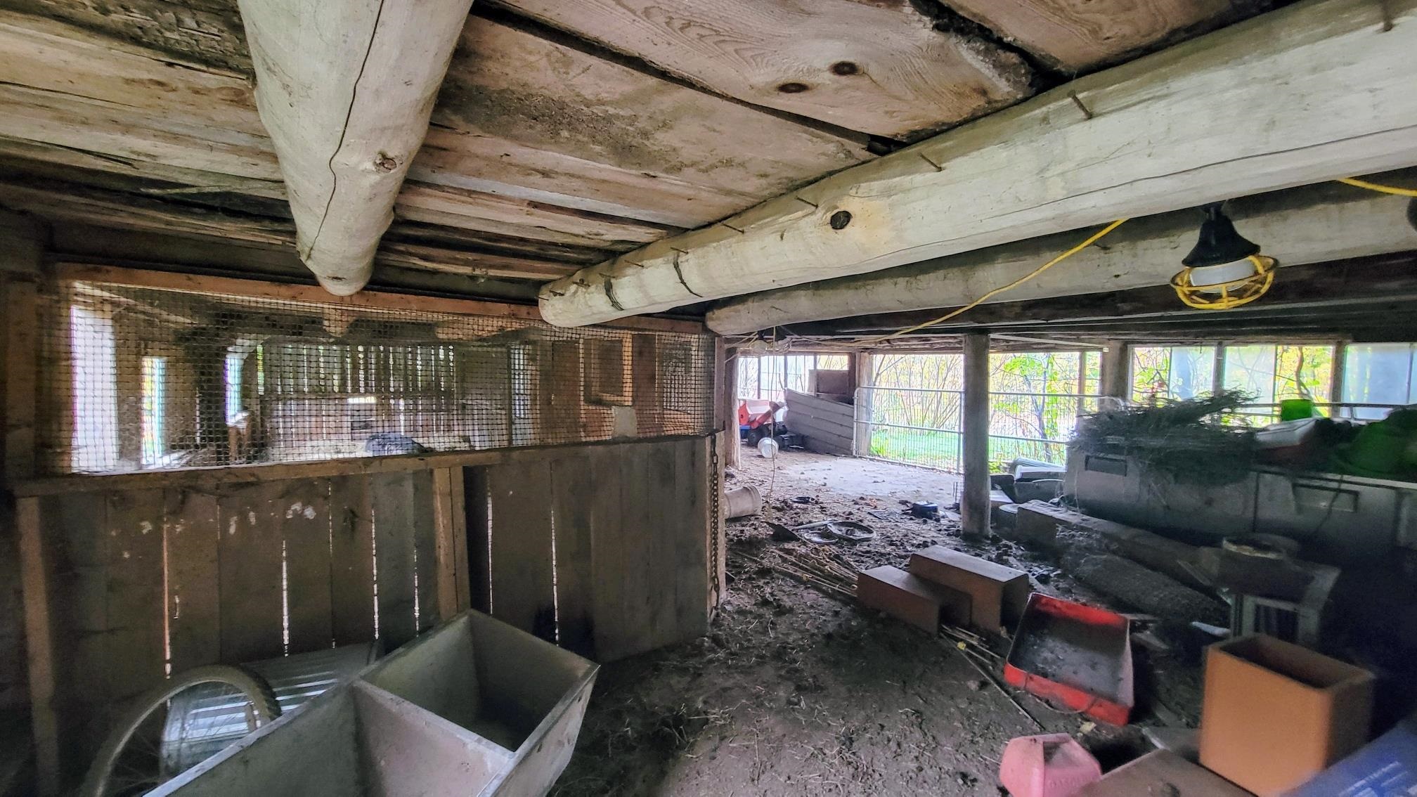 Weare, New Hampshire 03281, United States, 5 Bedrooms Bedrooms, ,3 BathroomsBathrooms,Residential,Active,226816