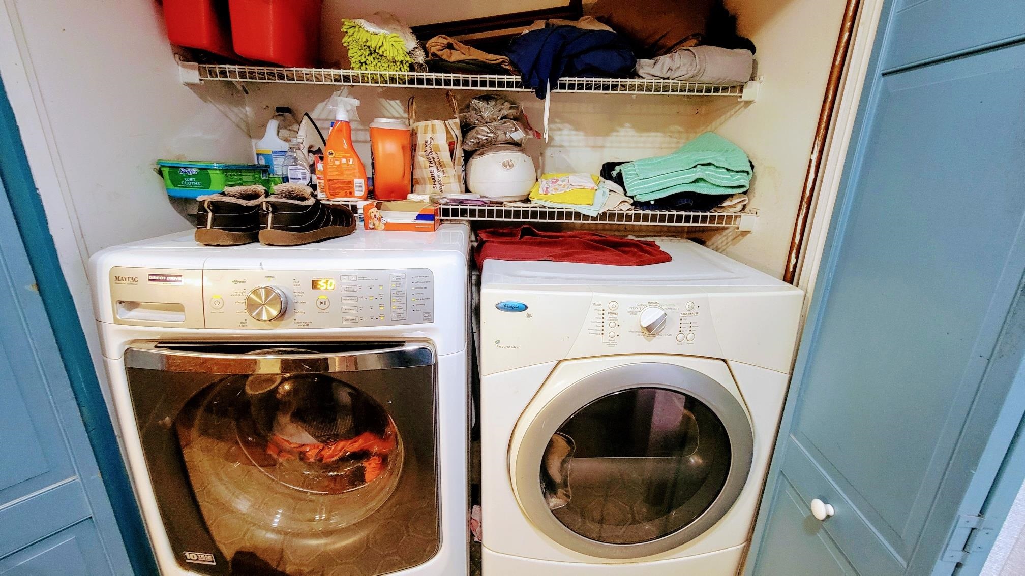 Weare, New Hampshire 03281, United States, 5 Bedrooms Bedrooms, ,3 BathroomsBathrooms,Residential,Active,226816