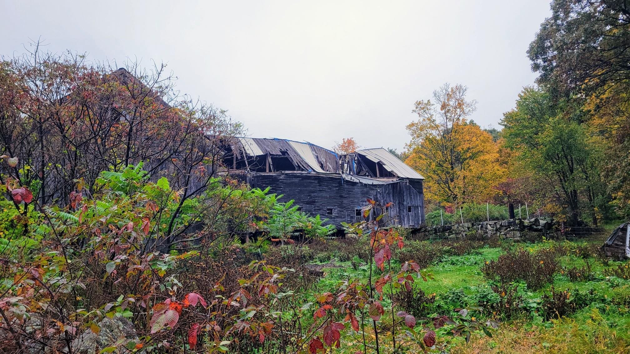 Weare, New Hampshire 03281, United States, 5 Bedrooms Bedrooms, ,3 BathroomsBathrooms,Residential,Active,226816