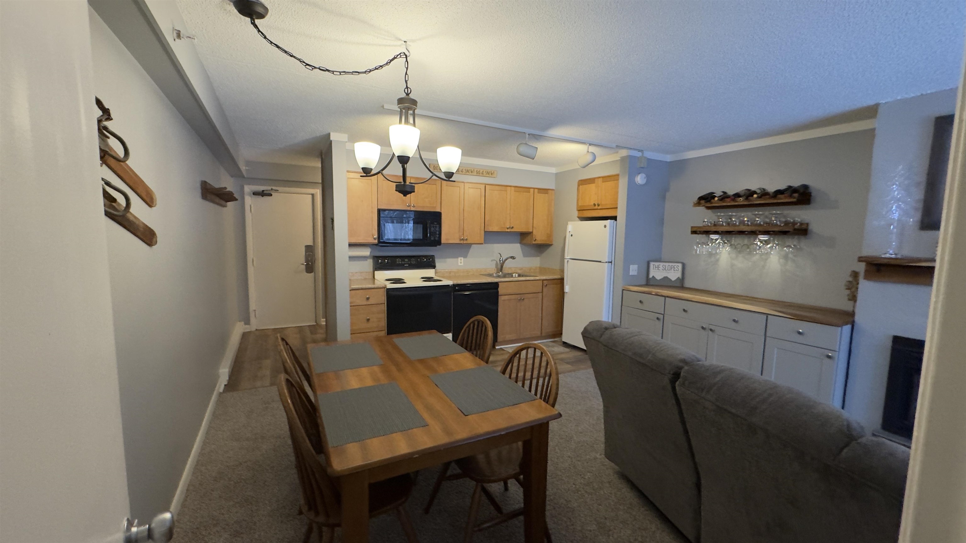 697 East Mountain Road B-1