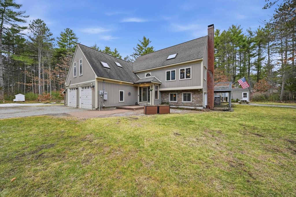 Photo of 84 Butterfield Mill Road, New Boston, NH 03070 (MLS # 5082821)