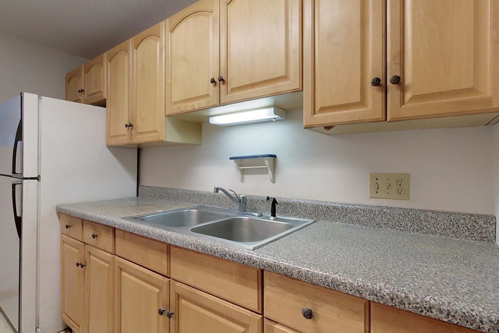 Photo of 2 Strawberry Bank Road #17, Nashua, NH 03062 (MLS # 5069484)